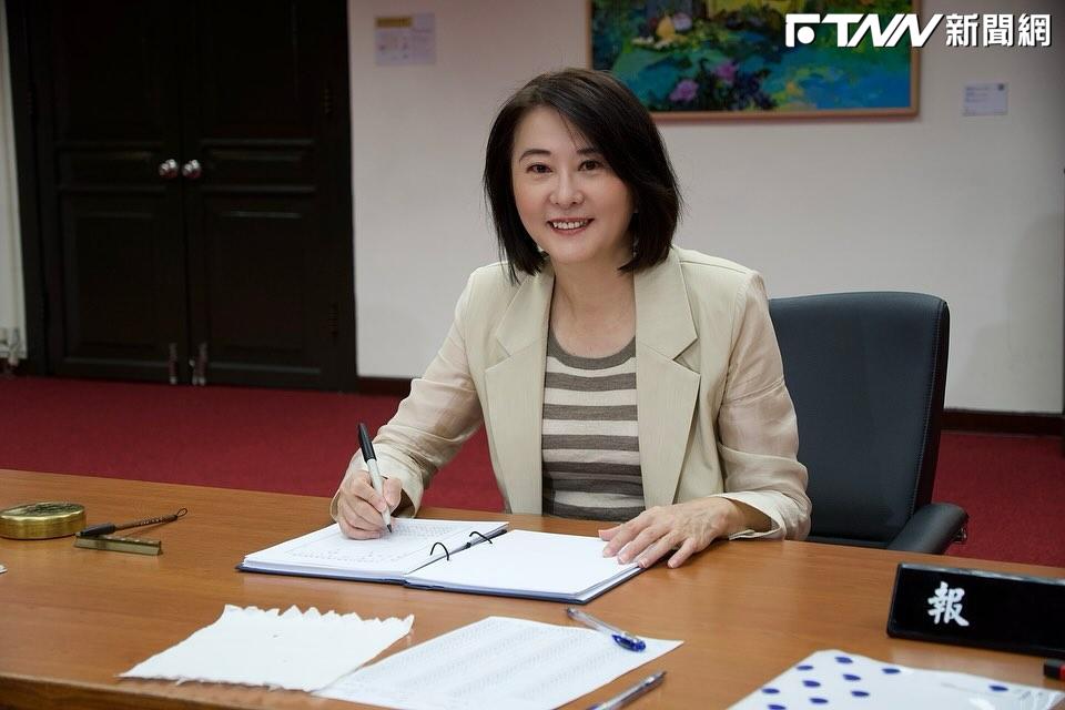 王鴻薇靈活投資手握熱門股台積電6.7張　謝衣鳳現金為王存款破3600萬