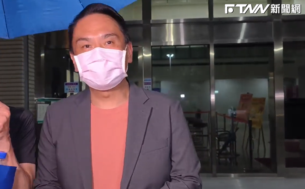 送威士忌行賄農會理事　國民黨北市議員陳重文父子一審遭判刑5月