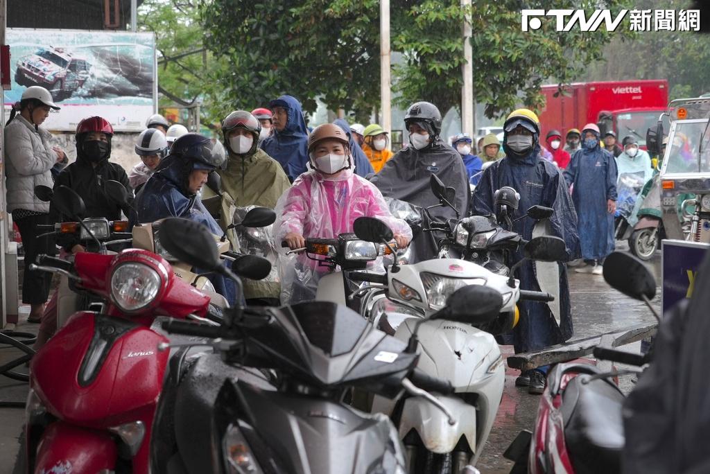 中東石油大動脈遭切斷！亞洲多國急推「周休三日、居家辦公」自救
