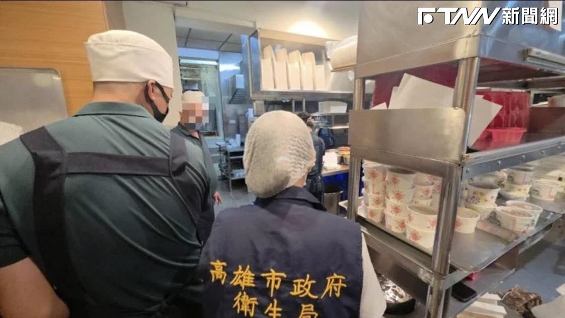 整鍋毀了！肉燥裡驚現半截蟑螂　其餘部分下落不明　店員辯稱「自己飛進去的」
